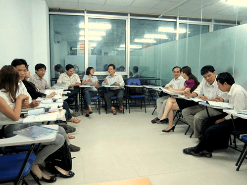 Lớp học TFY English