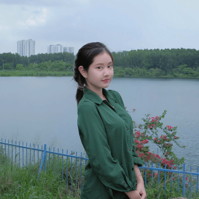Cô Phương Linh